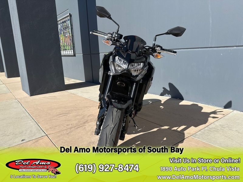 2024 Kawasaki ZR900FRFNL-BK1  in a METALLIC SPARK BLACK/METALLIC MATTE DARK GRAY exterior color. Del Amo Motorsports of South Bay (619) 547-1937 delamomotorsports.com 