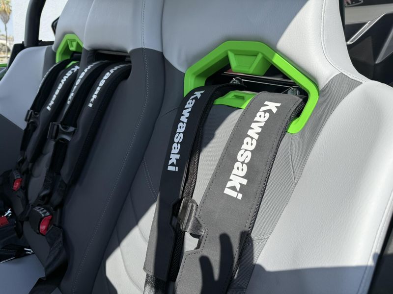 New 2026 Kawasaki TERYX5 H2 DELUXE ES Image 8
