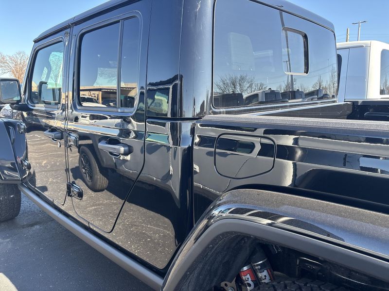 New 2026 Jeep Gladiator Mojave X 4x4Image 11
