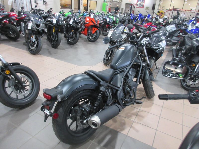 NEW 2026 HONDA REBEL 300 E-CLUTCH Image 5