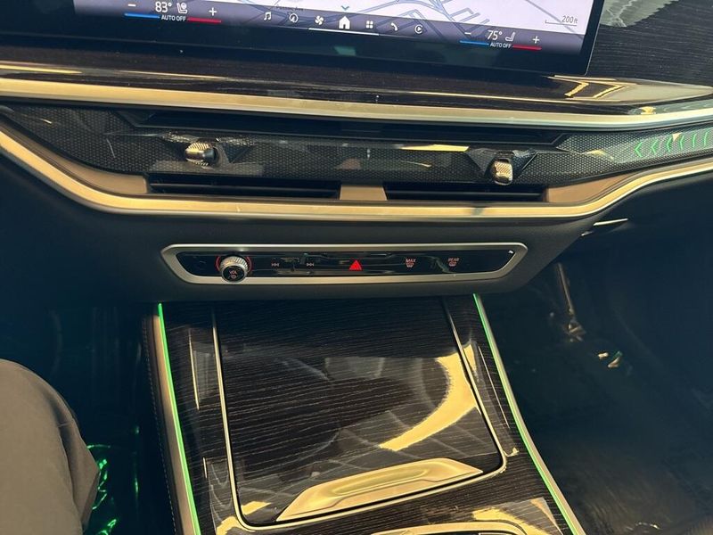 2025 BMW X5 xDrive40i M PACKAGE