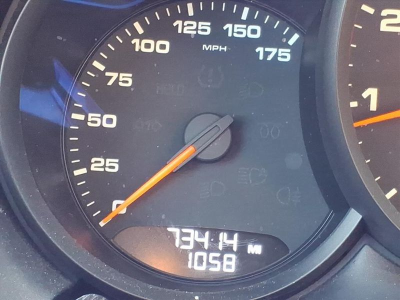 Used 2017 Porsche Macan BaseImage 24