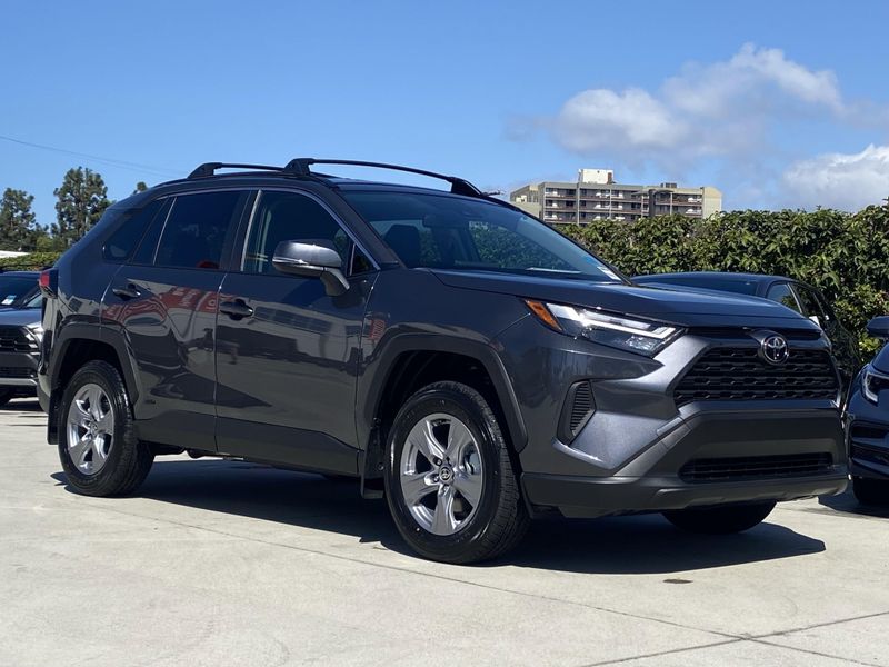 New 2025 Toyota RAV4 Hybrid LEImage 2