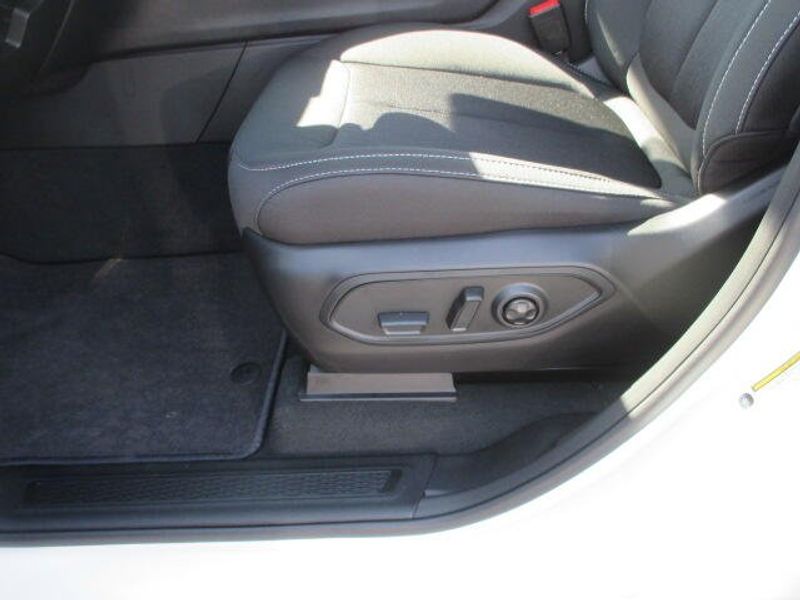 2025 Jeep Grand Cherokee Laredo X 4x4Image 20