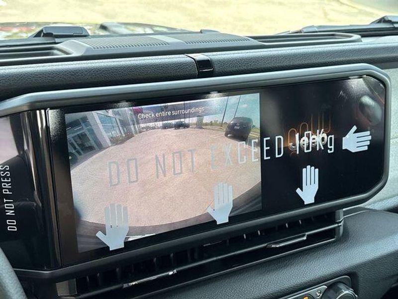 New 2026 Jeep Wrangler 4-door SportImage 19