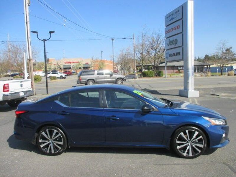 2022 Nissan Altima 2.5 SRImage 6