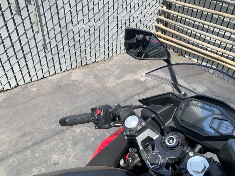 Used 2025 Kawasaki Ninja 500 ABS Image 19