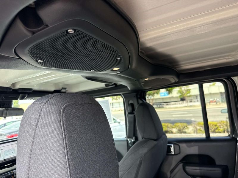 New 2025 Jeep Wrangler 4xE Willys 4xe