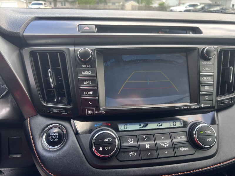 2016 Toyota RAV4 SEImage 24