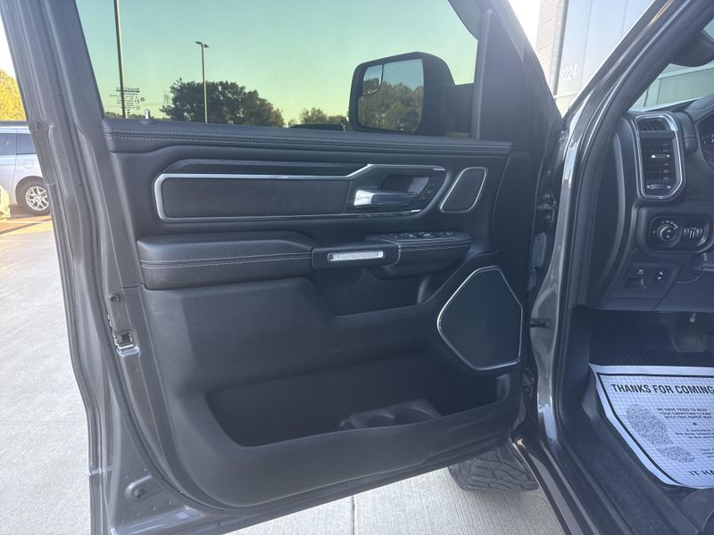 Used 2023 RAM 1500 LaramieImage 9