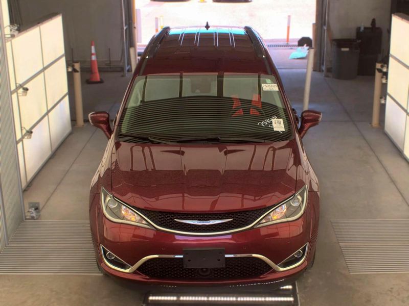 Used 2020 Chrysler Pacifica Touring L