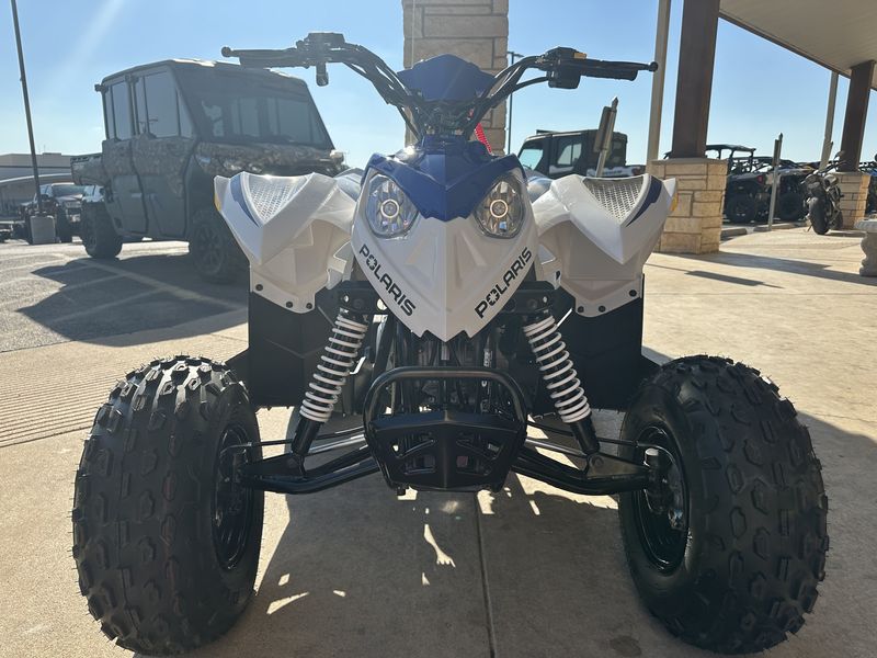 2025 Polaris OUTLAW 110 EFI BRIGHT WHITE AND BLUE Image 7