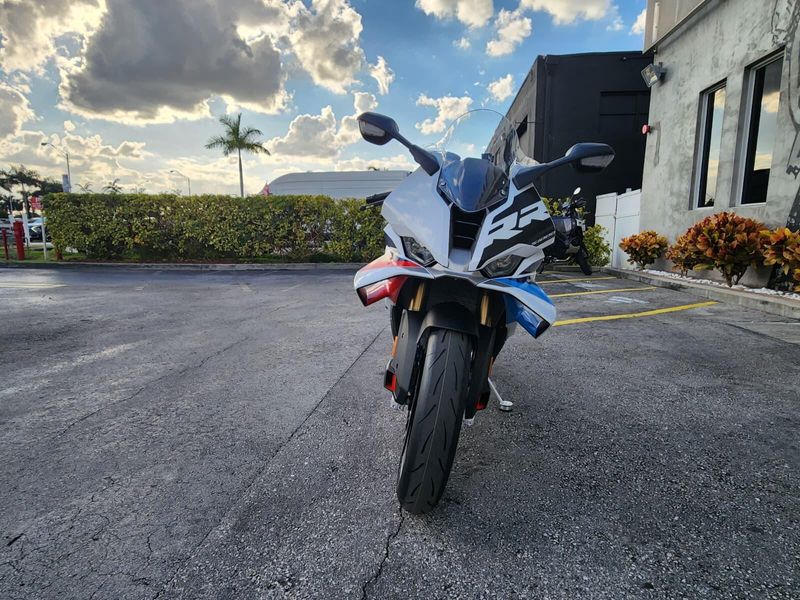 2026 BMW S 1000 RRImage 2