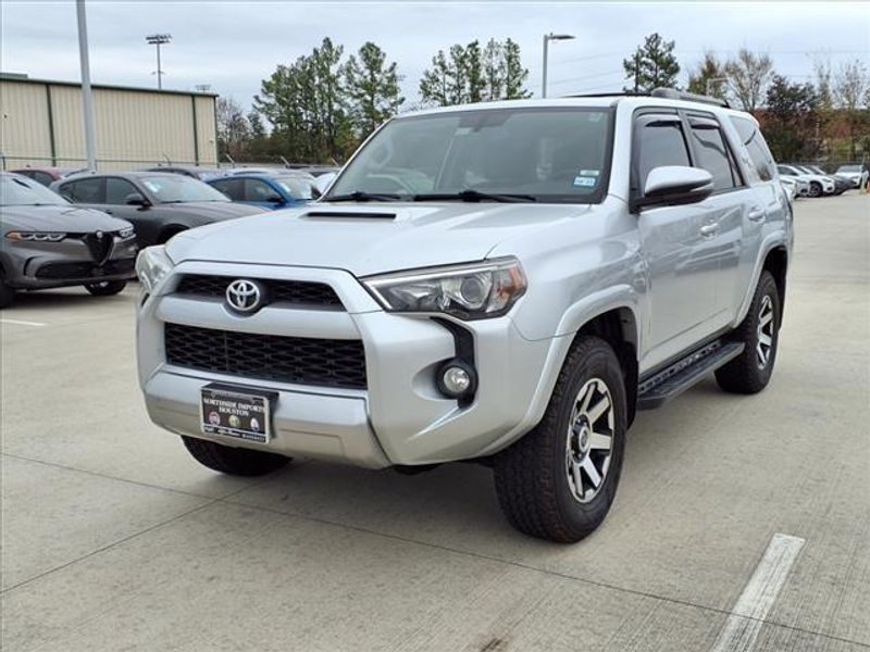 2019 Toyota 4Runner TRD Off-Road PremiumImage 9