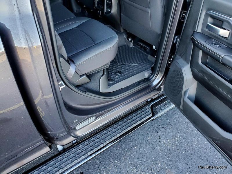 New 2026 RAM 2500 Big Horn Crew Cab 4x4 6'4' Box