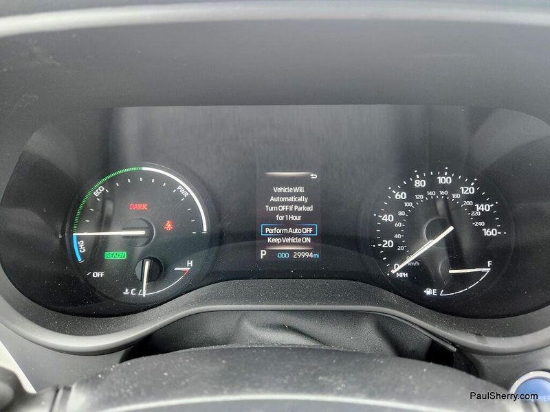 Used 2024 Toyota Sienna LE