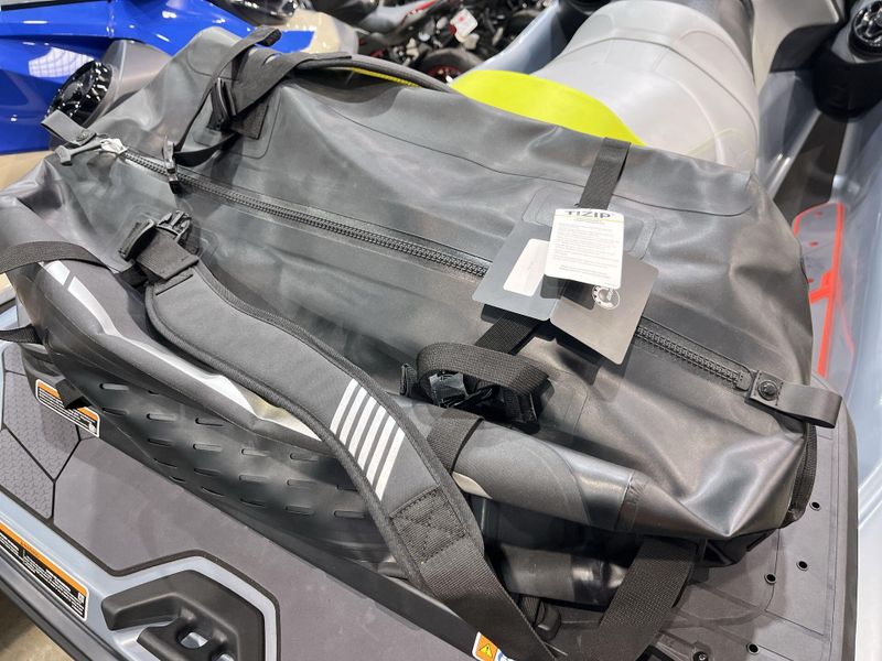 New 2024 Sea-Doo RXT-X 325 (SOUND SYSTEM) Image 17