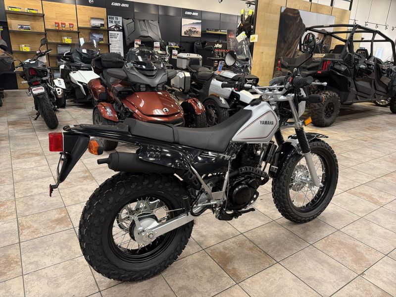 New 2027 Yamaha TW200 Image 17