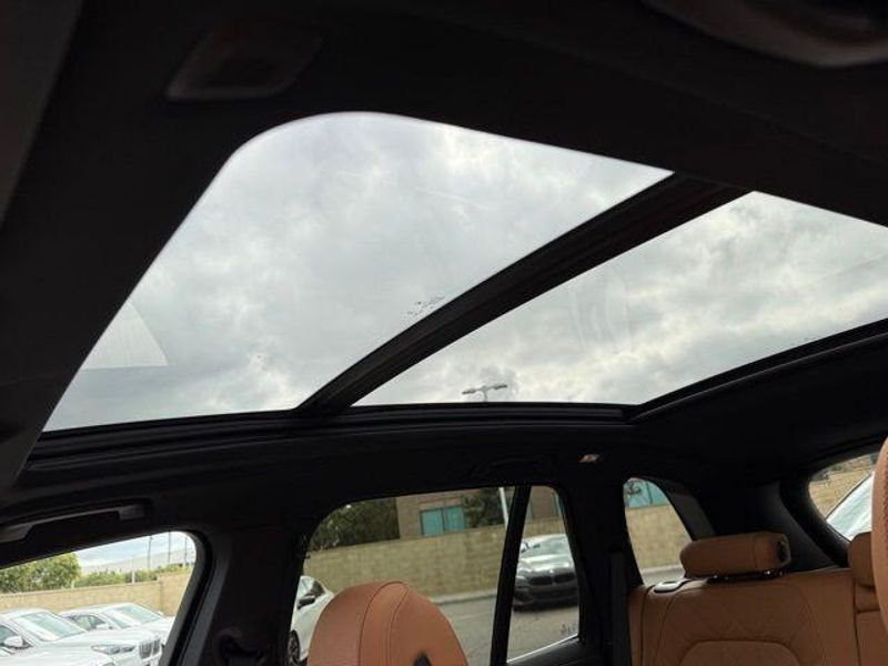 Used 2025 BMW X5 xDrive40iImage 23