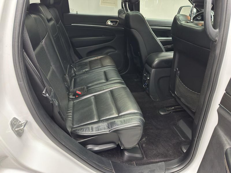 Used 2017 Jeep Grand Cherokee LimitedImage 16