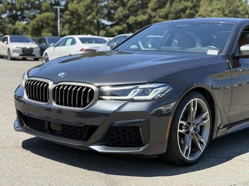 Used 2023 BMW 5 Series M550i xDriveImage 10