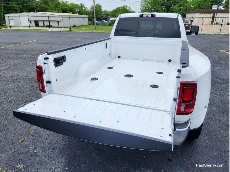 New 2026 RAM 3500 Laramie Crew Cab 4x4 8' Box