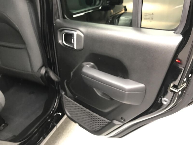 Used 2024 Jeep Wrangler Sport SImage 19