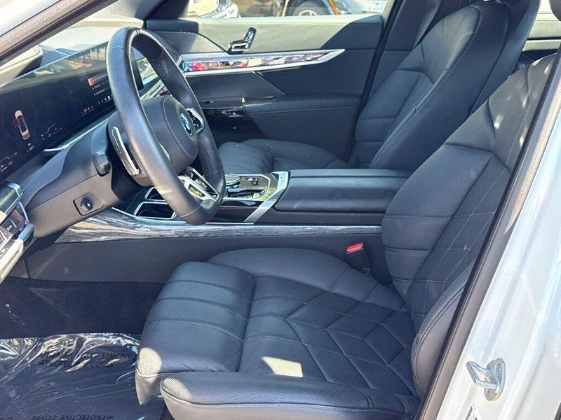Used 2026 BMW 7 Series 750e xDriveImage 21