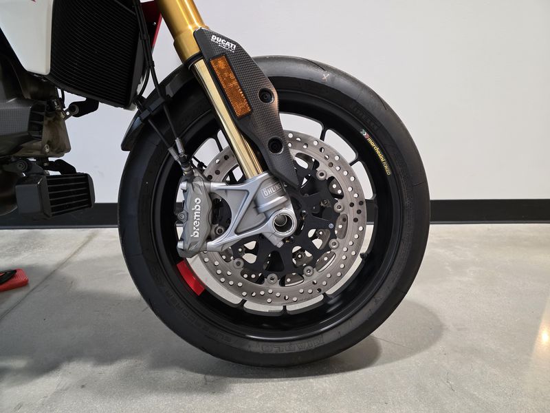 2025 Ducati Hypermotard 950 SP