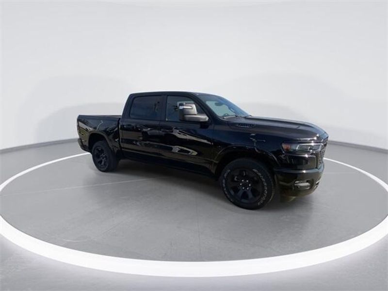 2025 RAM 1500 Big Horn Crew Cab 4x2 5