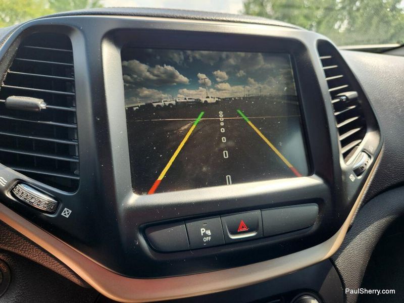2018 Jeep Cherokee LimitedImage 5