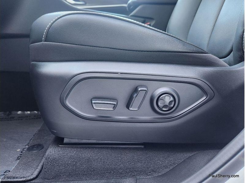 New 2026 Jeep Grand Cherokee L Limited Reserve 4x4