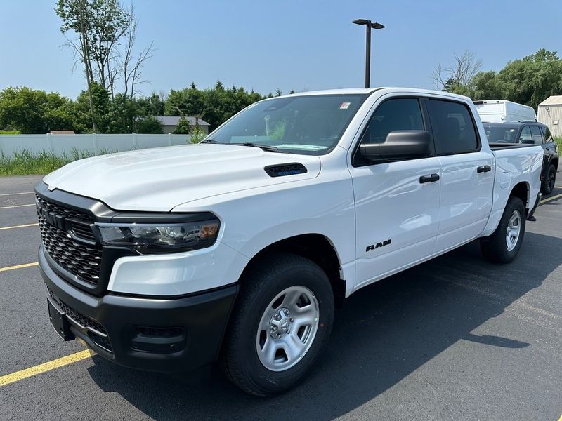 2025 RAM 1500 Tradesman Crew Cab 4x4 5