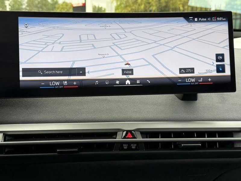 Used 2026 BMW iX xDrive60Image 29