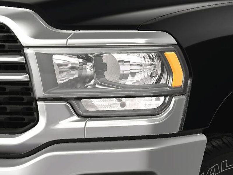 New 2023 RAM 2500 Big Horn Crew Cab 4x4 6