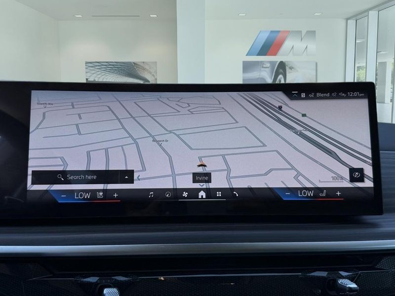 2025 BMW X7 xDrive40iImage 27