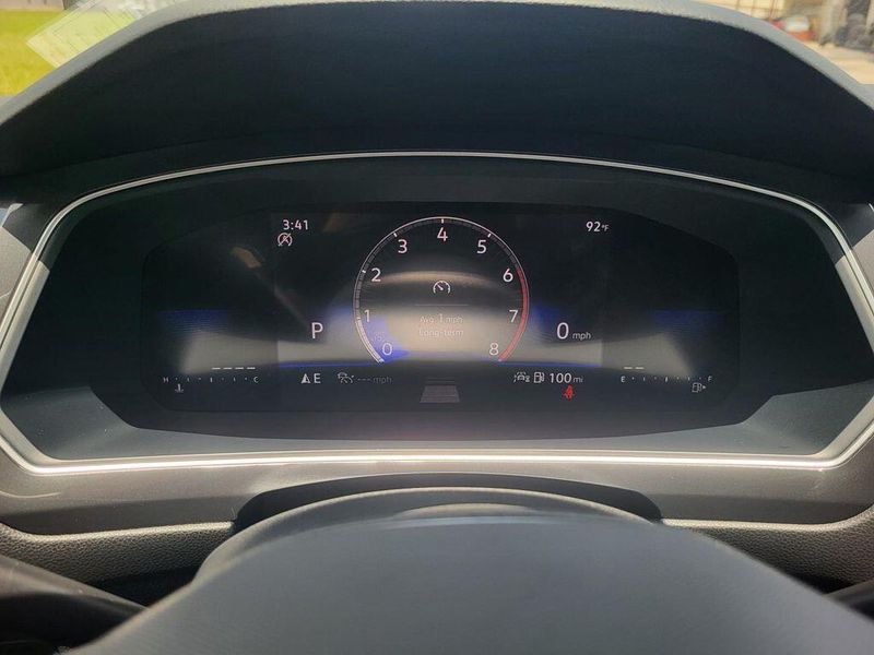 2024 Volkswagen Tiguan 2.0T SEImage 13