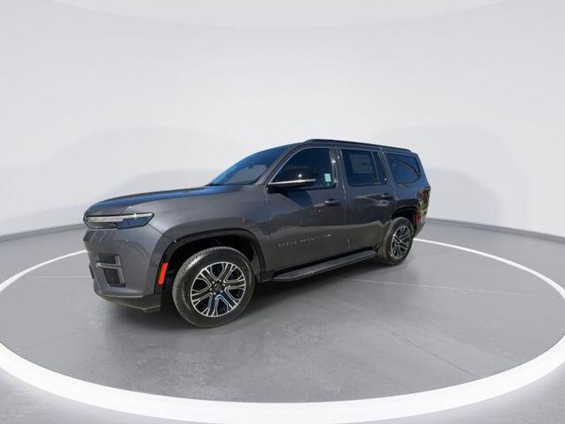 2026 Jeep Grand Wagoneer 4x4Image 4