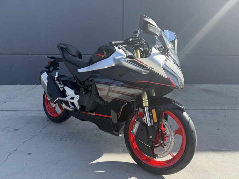 New 2026 CFMOTO 450SS Image 1