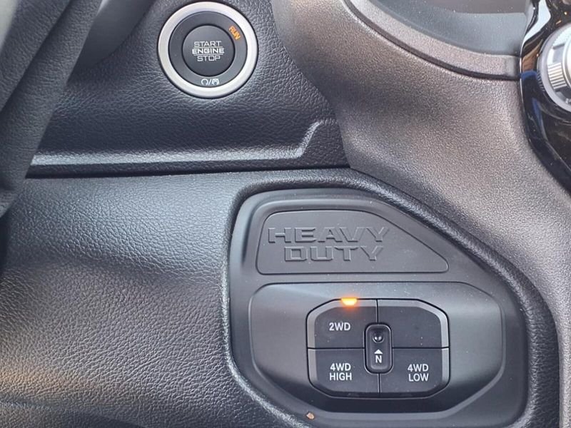 2025 Ram 2500 Tradesman photo 14