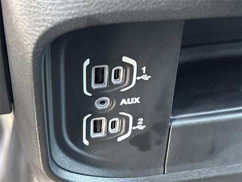 2023 Ram 2500 Tradesman photo 27