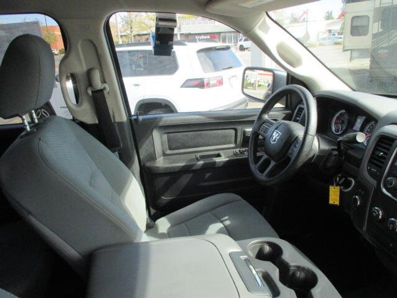 Used 2013 RAM 1500 ExpressImage 26