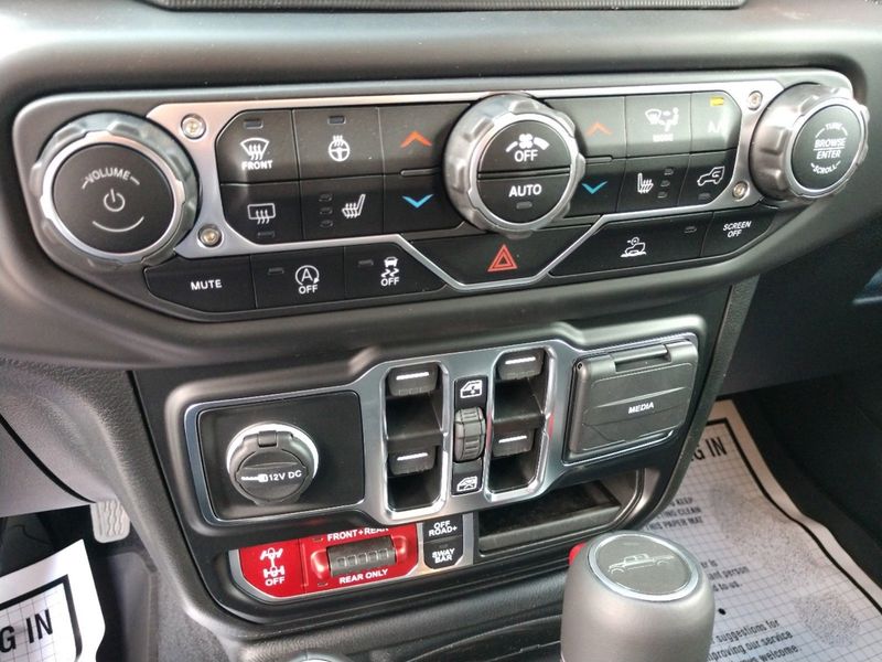 2023 Jeep Gladiator Rubicon 4x4Image 25