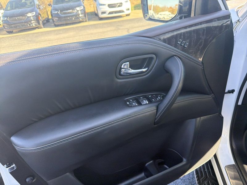 Used 2023 Nissan Armada PlatinumImage 25