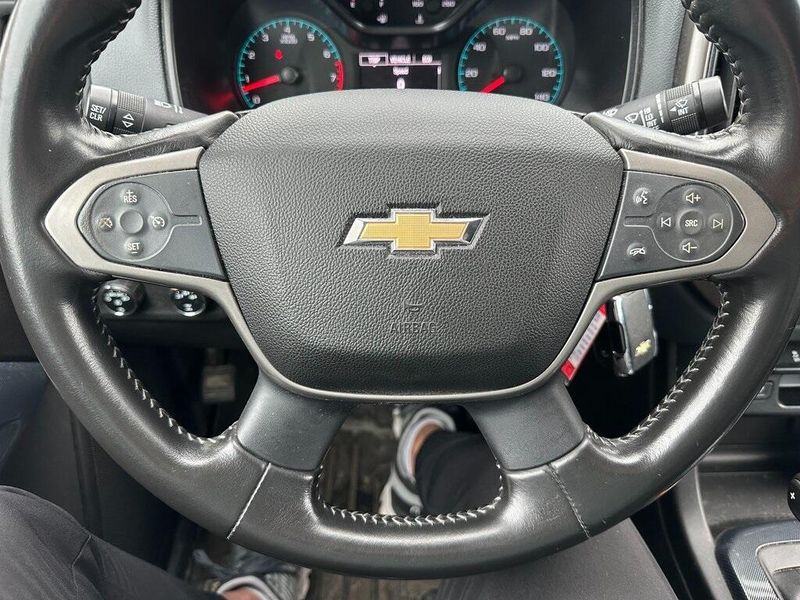 2015 Chevrolet Colorado Z71Image 3