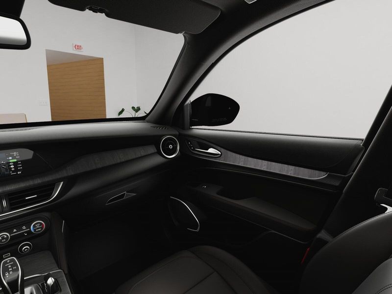 New 2025 Alfa Romeo Stelvio AwdImage 35