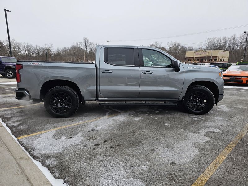 Used 2025 Chevrolet Silverado 1500 RSTImage 4