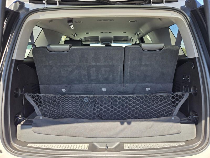 Used 2017 GMC Yukon 2WD 4dr SLT