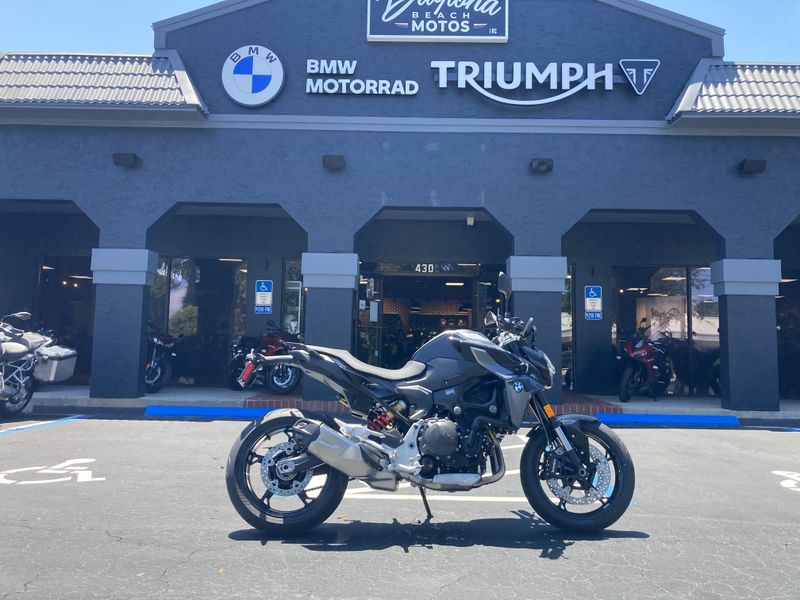 2025 BMW F 900 R