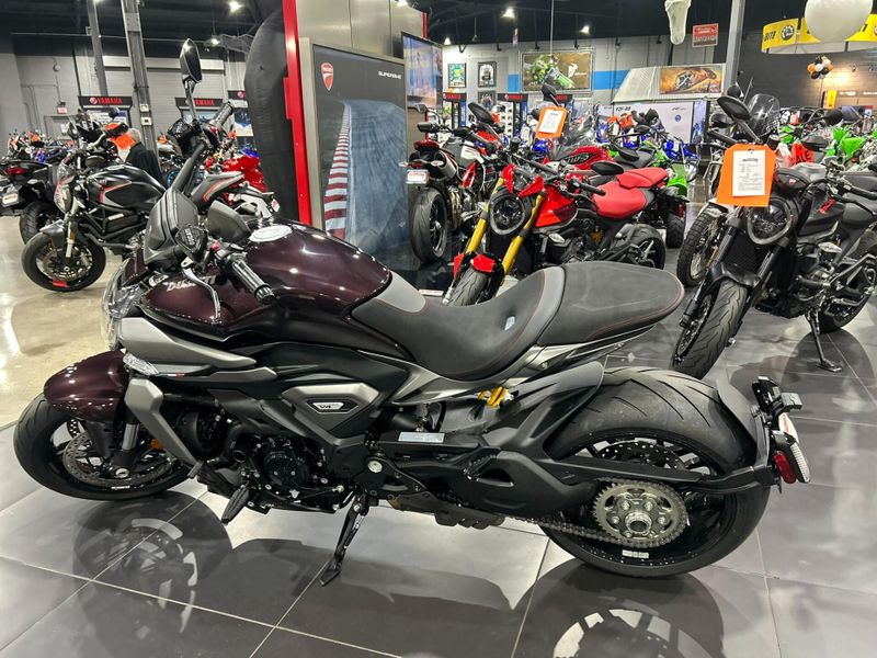 New 2026 Ducati X DIAVEL V4 Image 22